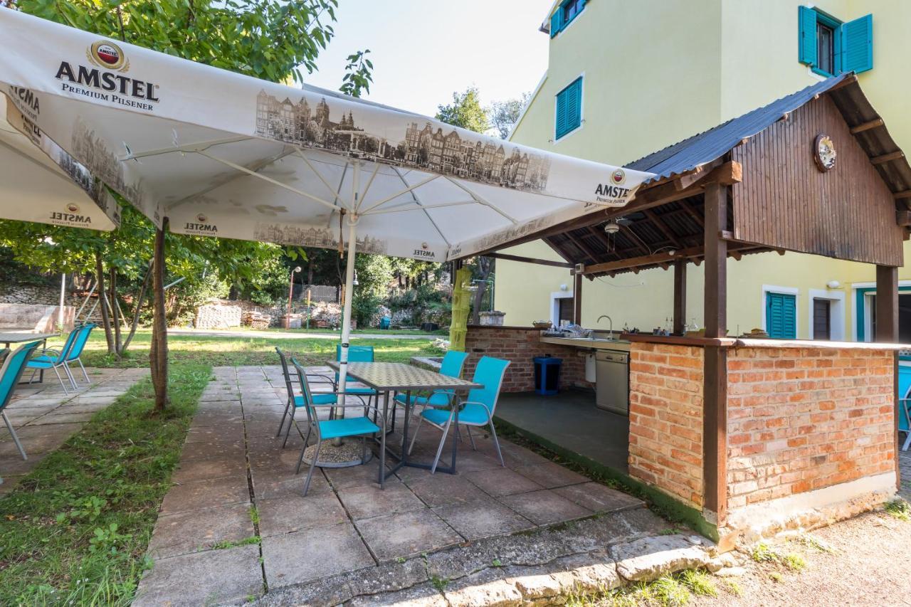 Appartamento Bigblue House Lussingrande Esterno foto