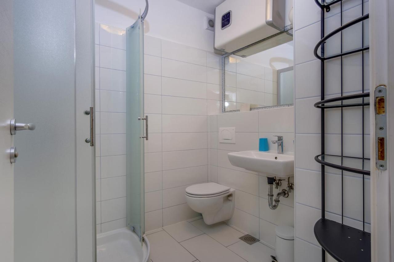Appartamento Bigblue House Lussingrande Esterno foto