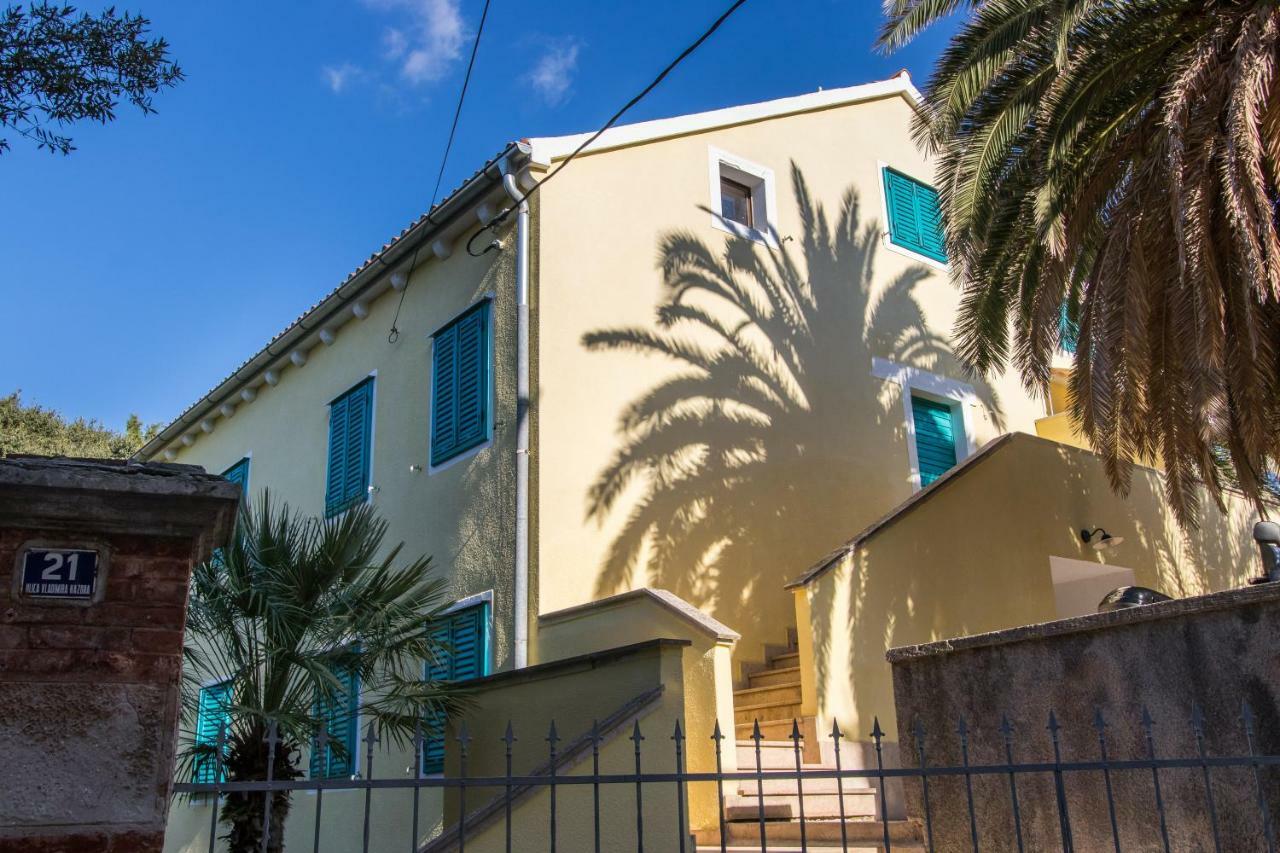Appartamento Bigblue House Lussingrande Esterno foto